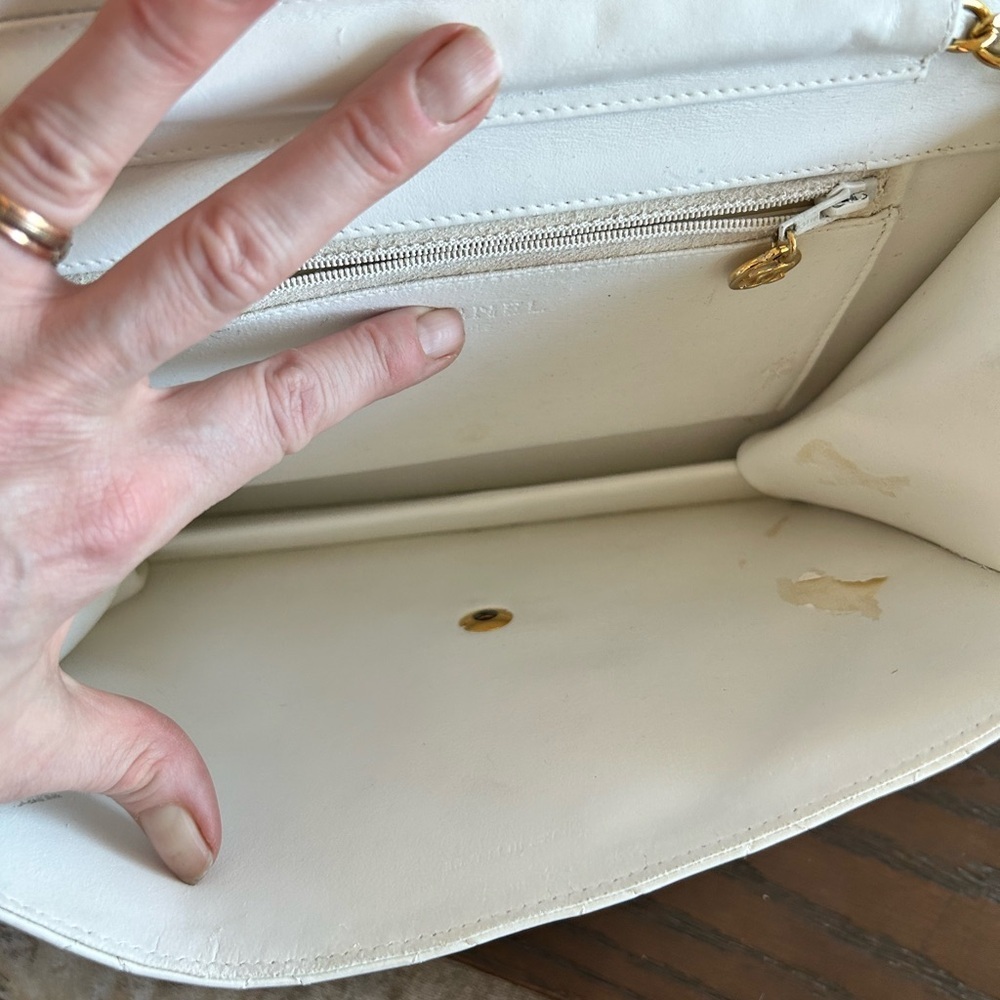 Vintage Chanel Single Flap - Picture 8 of 13